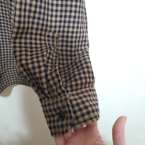 J Crew Long Sleeves Button Up Size XL - Picture 5 of 6